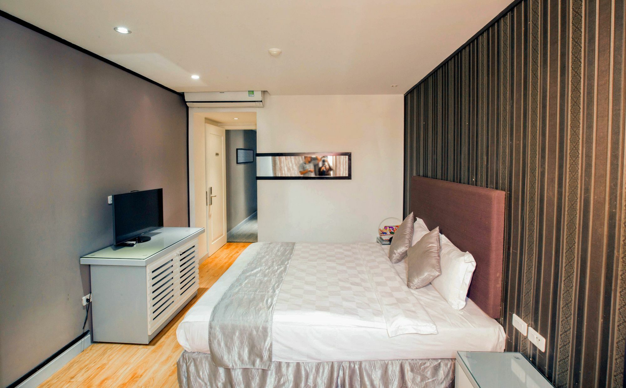 Riverside Boutique Hotel Ханой Екстериор снимка